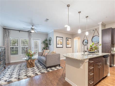 apartments for $300 a month in houston tx